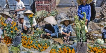 Ảnh Hiếm Về Chợ Tết Mỹ Tho 1969 (Phần 1)