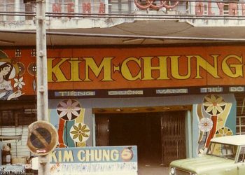 Bộ Ảnh Đẹp Của Sân Khấu Và Nghệ Sĩ Cải Lương Trước 1975