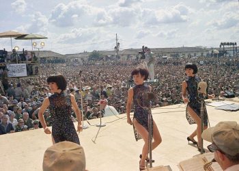 Nhóm hát Mèo Con Hàn Quốc Hát Cổ Vũ Lính 1966